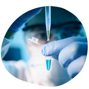 Ricercatori di Humanitas durante attività di ricerca