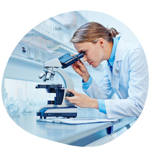 Medici e ricercatori di Humanitas durante attività clinica